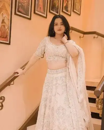 Escort Fatehabad